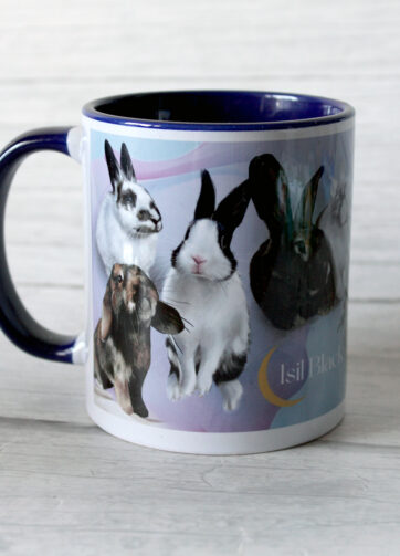 Kubek firmowy z królikami granatowy