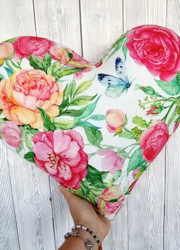 Poduszka - Serce z motylem