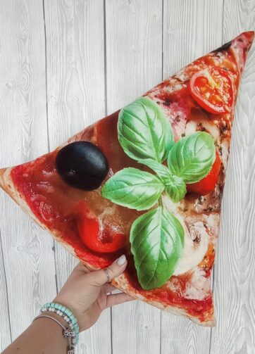 Poduszka - Pizza z bazylią